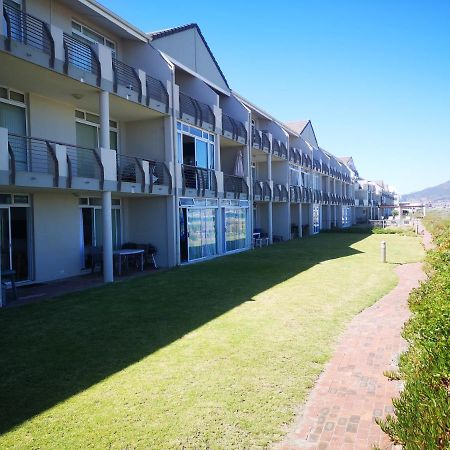 Cape Town Family Beachfront Apartment Leisure Bay Экстерьер фото