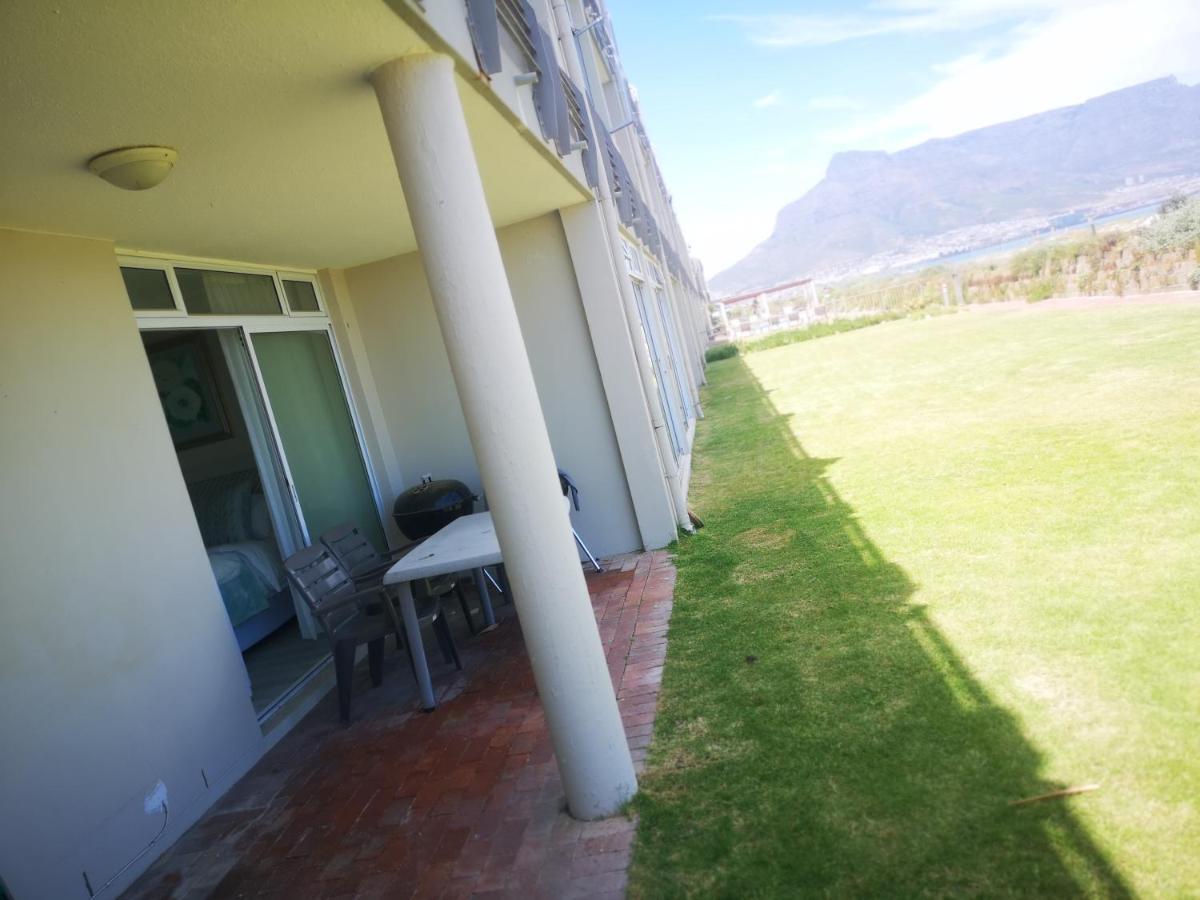 Cape Town Family Beachfront Apartment Leisure Bay Экстерьер фото