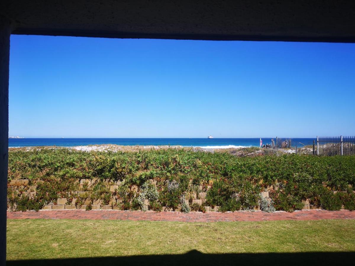 Cape Town Family Beachfront Apartment Leisure Bay Экстерьер фото