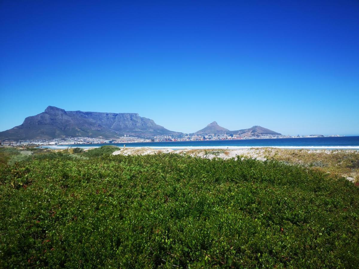 Cape Town Family Beachfront Apartment Leisure Bay Экстерьер фото