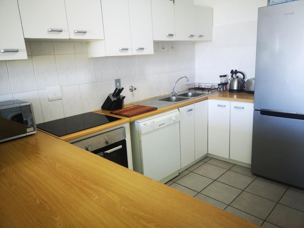 Cape Town Family Beachfront Apartment Leisure Bay Экстерьер фото