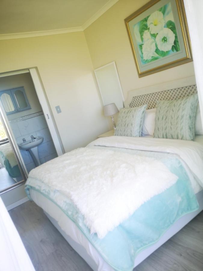 Cape Town Family Beachfront Apartment Leisure Bay Экстерьер фото