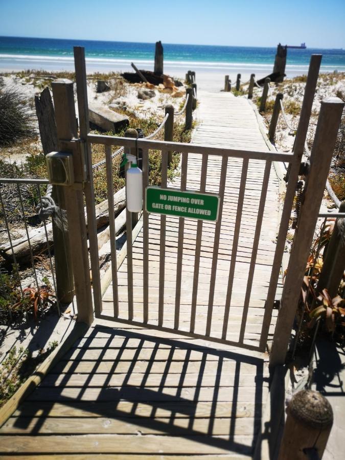 Cape Town Family Beachfront Apartment Leisure Bay Экстерьер фото